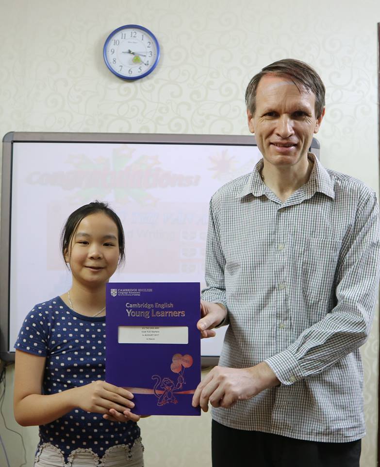 Trao chứng chỉ Cambridge 2017